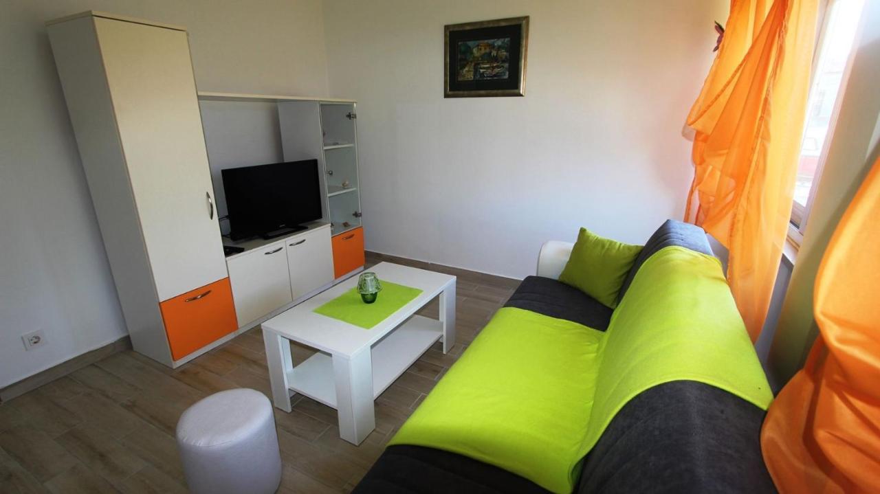 Apartments Tomislav Malinska Exteriér fotografie